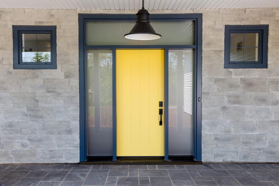 Entry door replacement with sidelites in Winnipeg